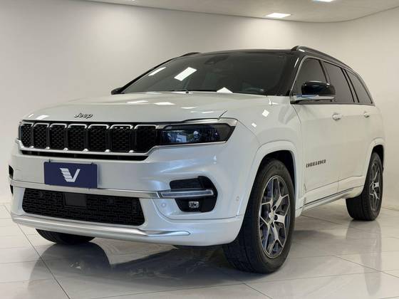 JEEP COMMANDER 1.3 T270 TURBO FLEX OVERLAND AT6 JEEP COMMANDER 1.3 T270 TURBO FLEX OVERLAND AT6